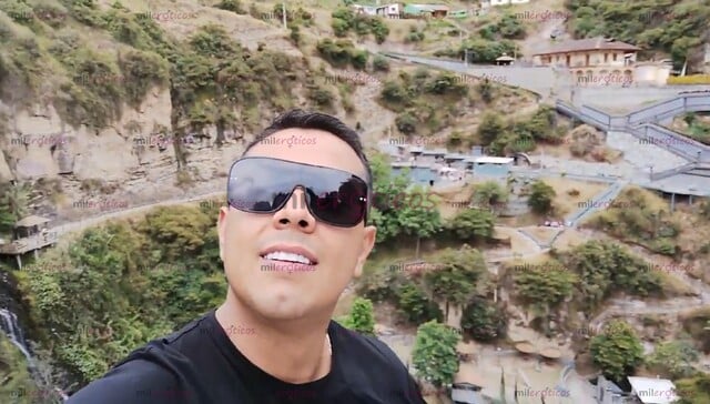 FOTOS DE BISEXUAL VARONIL DOMINANTE CUMPLO TUS FETICHES