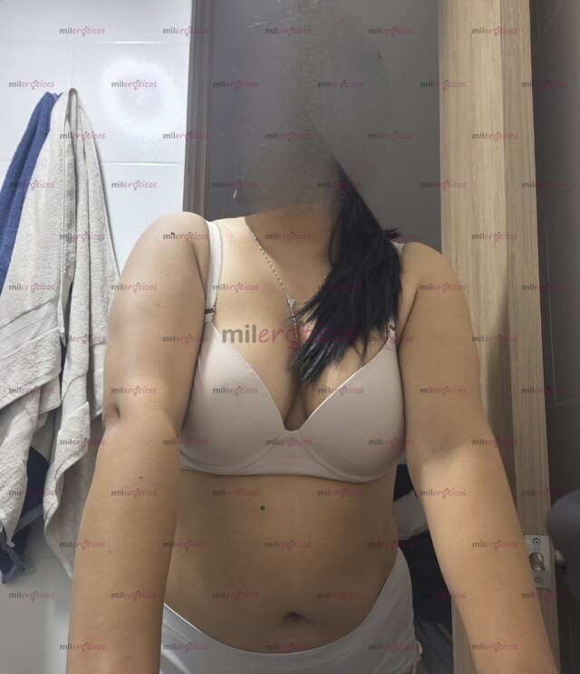 FOTOS DE AYUDA CON VEHÍCULO A CAMBIO DE ACUERDO INTIMO MENSUAL