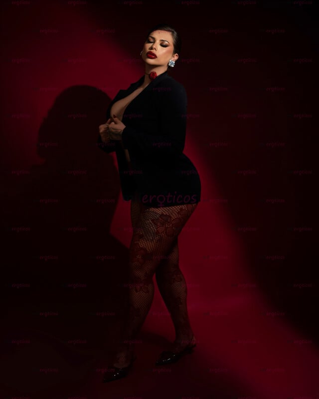 FOTOS DE ARISITA MALA ESTÁ POR LLEGAR¿QUIERES VER LO QUE TRAIGO?
