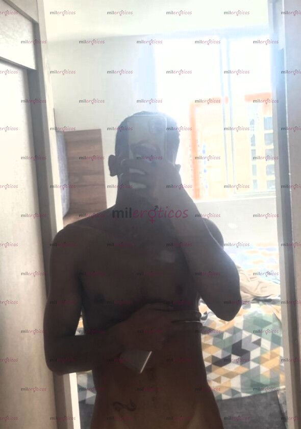 FOTOS DE FLACO VERSATIL DISPUESTO A CUMPLIR TUS FANTASIAS