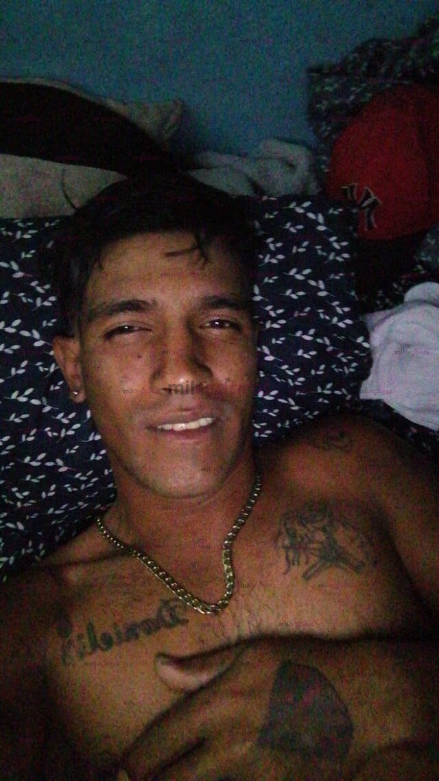 FOTOS DE HOLA CARIÑO AQUÍ ESTARÉ PARA SATISFACERTE EN TODO LO QUE ME DIGAS