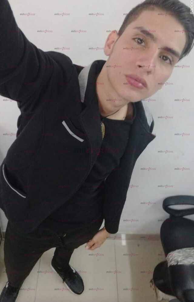 FOTOS DE SANTIAGO SCORTS VERSATIL 20 CM DE DOTACION LECHERO CULON SUPER COMPLACIENTE.