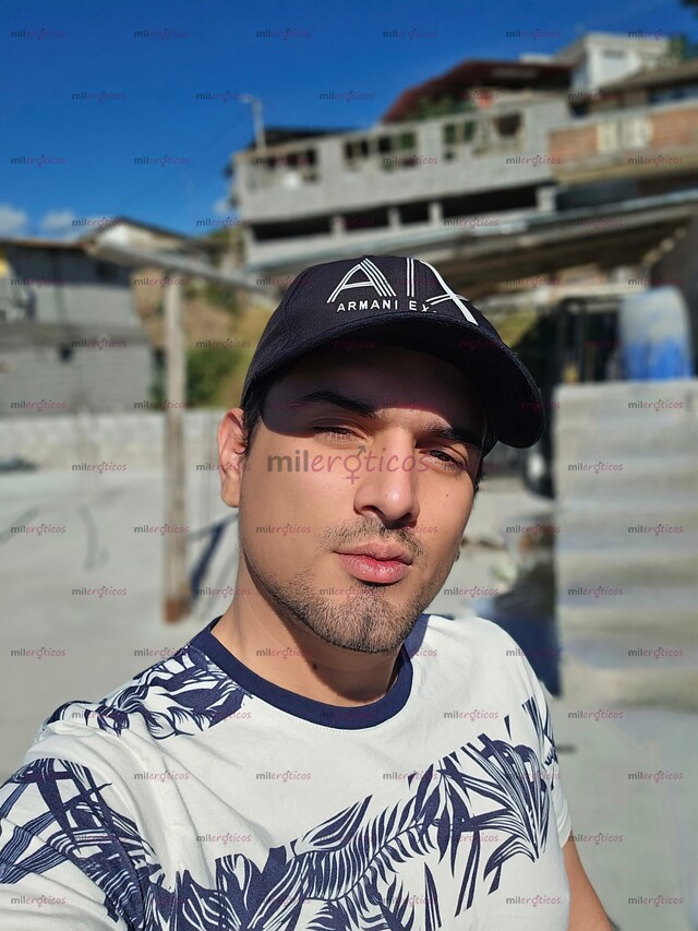 FOTOS DE MAX CHICO ATRACTIVO Y FOGOSO,VERSATIL DISPUESTO A COMPLACERTE!