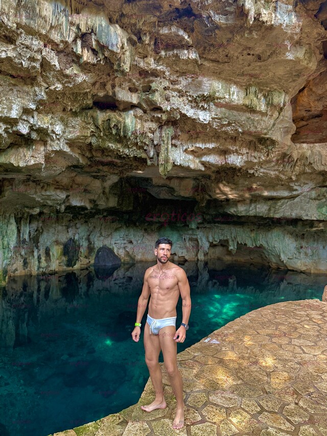 FOTOS DE JUAN , JOVEN DE GYM COLOMBIANO DOTADO 23 CM FOTOS 100 % REALES COMPLACIENTE