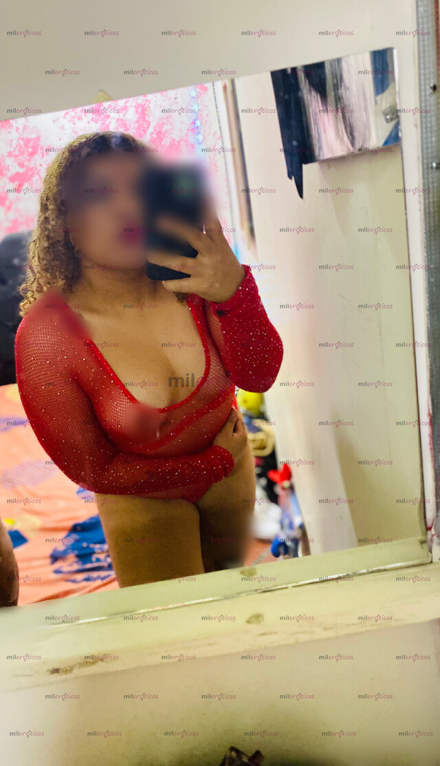 FOTOS DE EL MEJOR TRATO DE NOVIOS, CUQUITA APRETADA Y JUGOSA