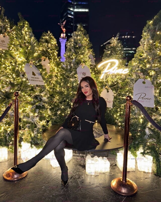 FOTOS DE VEN FOLLEMOS DELICIOSO, Y MUY ZORRA DISPUESTA A TODO!