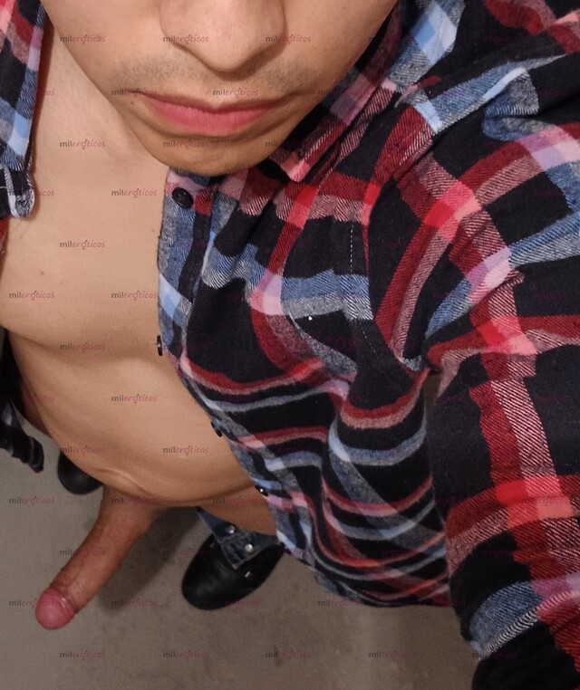 FOTOS DE HOLA SOY UN CHICO LISTO PARA FOLLAR TENGO POLLA VENOSA