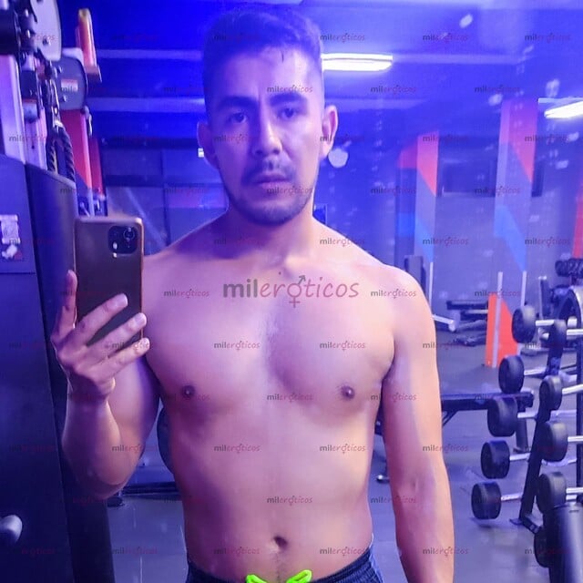 FOTOS DE HOMBRE JOVEN VARONIL Y CON GUSTO POR EL SEXO, LISTO PARA COMPLACERTE