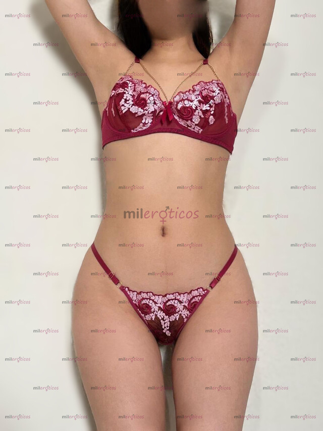FOTOS DE RICA Y CHACHONDA CHICA PETIT 18 AÑOS AMOR VEN A CONSENTIRTE