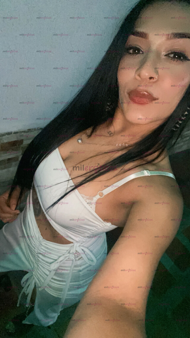 FOTOS DE NICOL COLOMBIANA MUY SENSUAL Y CALIENTE CARISMÁTICA Y ALEGRA