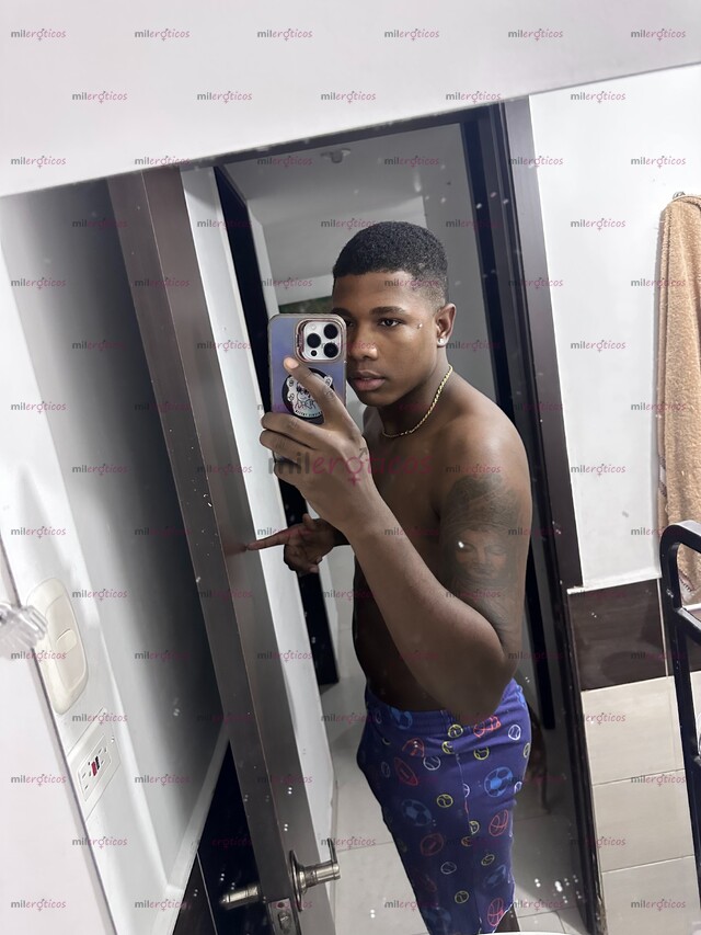 FOTOS DE DISPONIBLE NEGRO VERGON SEMENTAL PARA CUMPLIR CON TUS FETICHES,FANTASIAS
