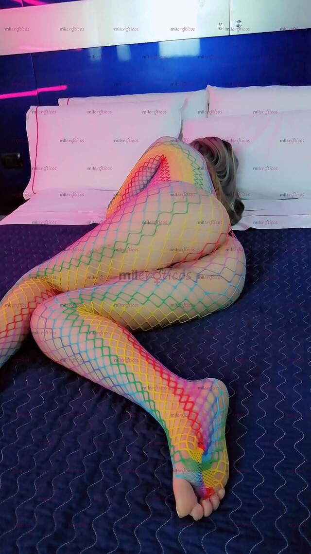 FOTOS DE ENCANTADORA MODELO PREPAGO DE PRECIOSO ROSTRO, SENOS Y UNA COLA PERFECTA. PIEL B