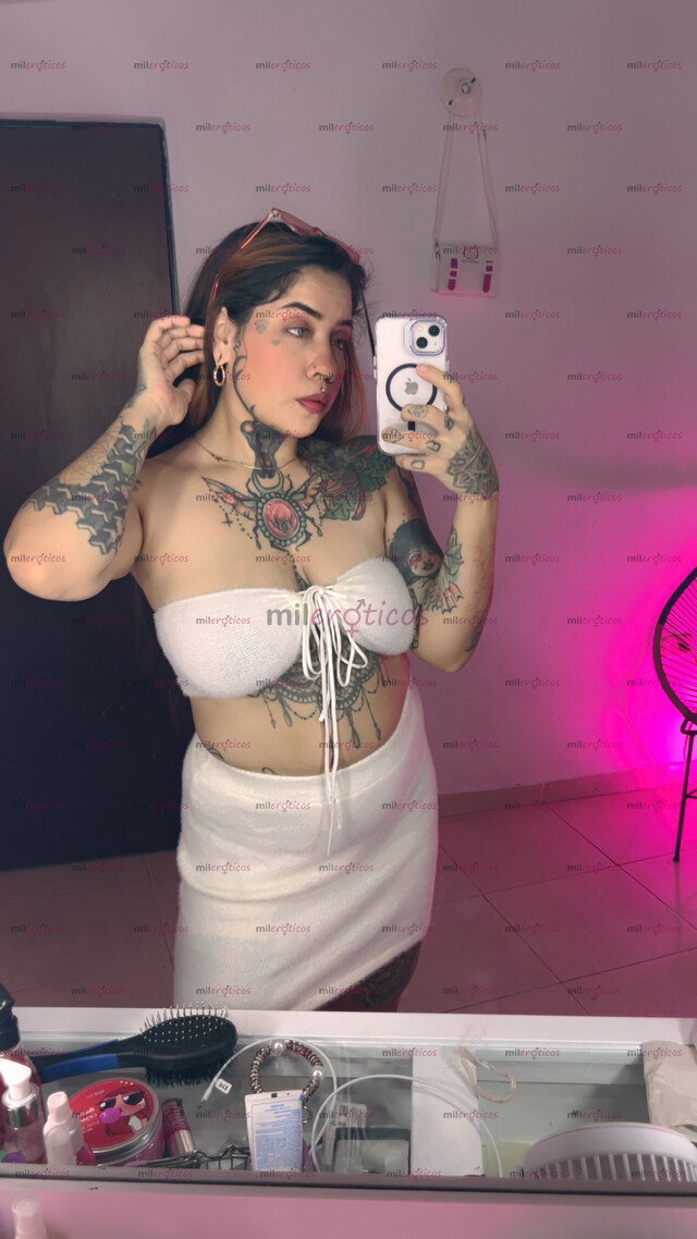 FOTOS DE TU DIOSA! ME GUSTAN SUMISOS QUIERES SER HUMILLADO? ME BURLO! VEN A VERME YA!