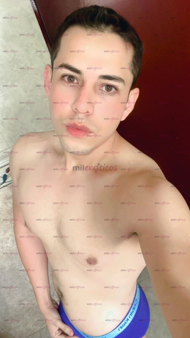 FOTOS DE DISPONIBLE CHICO GUAPO COMPLACIENTE Y DISCRETO. CUMPLE TU FANTASÍA