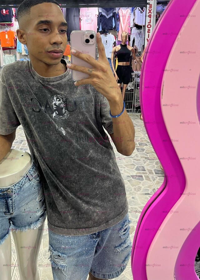 FOTOS DE MORENO FLACO Y VERGON EN CALI 22 CM DE PLACER MASAJES Y FETICHES