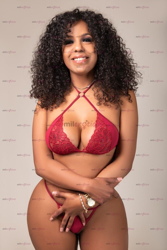 FOTOS DE MORENA DOMINICA,CALIENTE SEXI ,CUERPO NATURAL,CON CHICHIS Y CULO MUY RICO