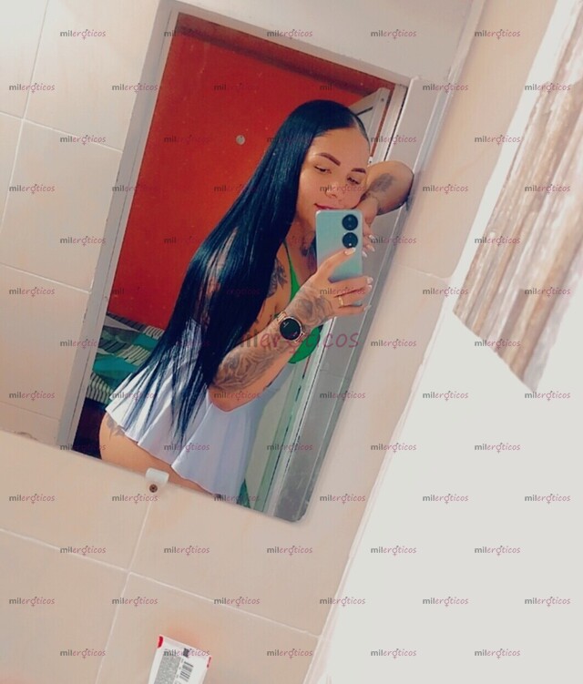 FOTOS DE VEN POR TU PERRITA CON GANAS DE LECHE EN MIS TETAS Y CULO