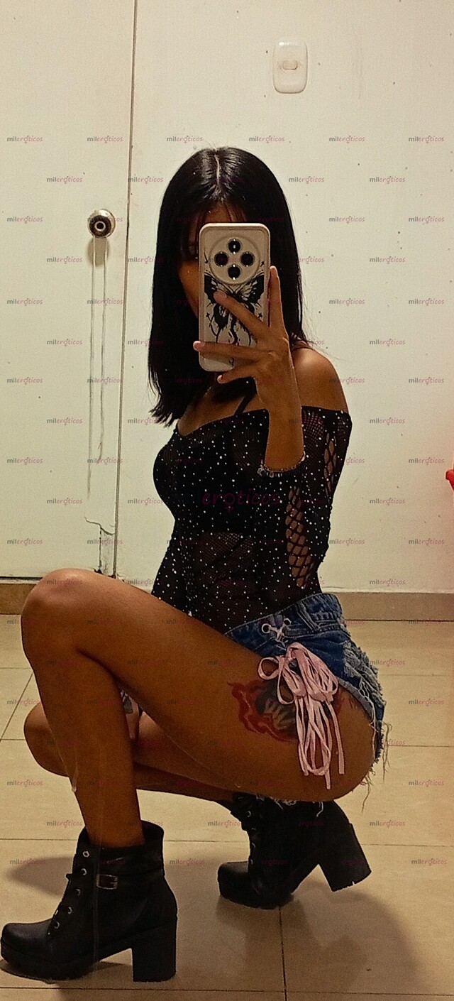 FOTOS DE HOLA MI NOMBRE ES LORENA Y ESTOY AQUÍ PARA CUMPLIR TODAS TUS FANTASÍAS