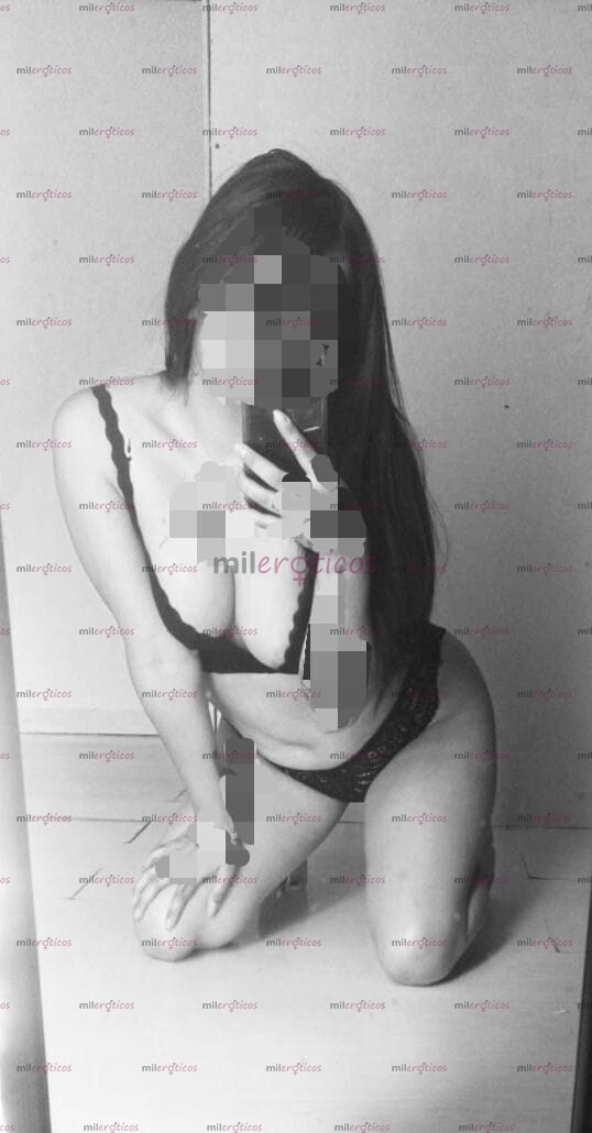 FOTOS DE KASSANDRA TU FAVORITA PAPI VEN Y COGEME