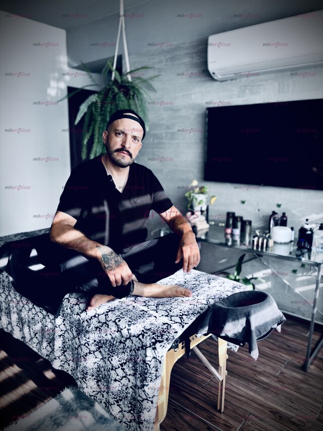 FOTOS DE 31 JULIO MOR..!! MSJ TÁNTRICO ERÓTICO HOMBRE A HOMBRE!!!! DATE EL GUSTO.
