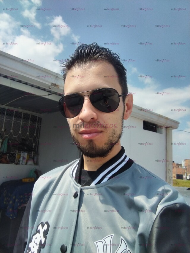 FOTOS DE LLEGO EL HOMBRE PARA DIVERTIR ALAS MUJERES