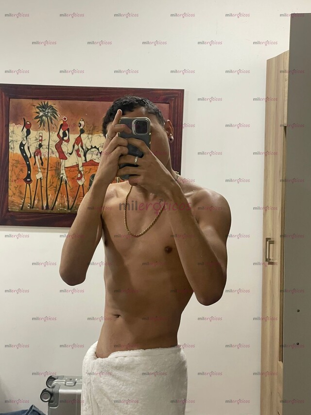 FOTOS DE HOLA, ME LLAMO ALEXANDER POLLO NUEVO EN LA CIUDAD