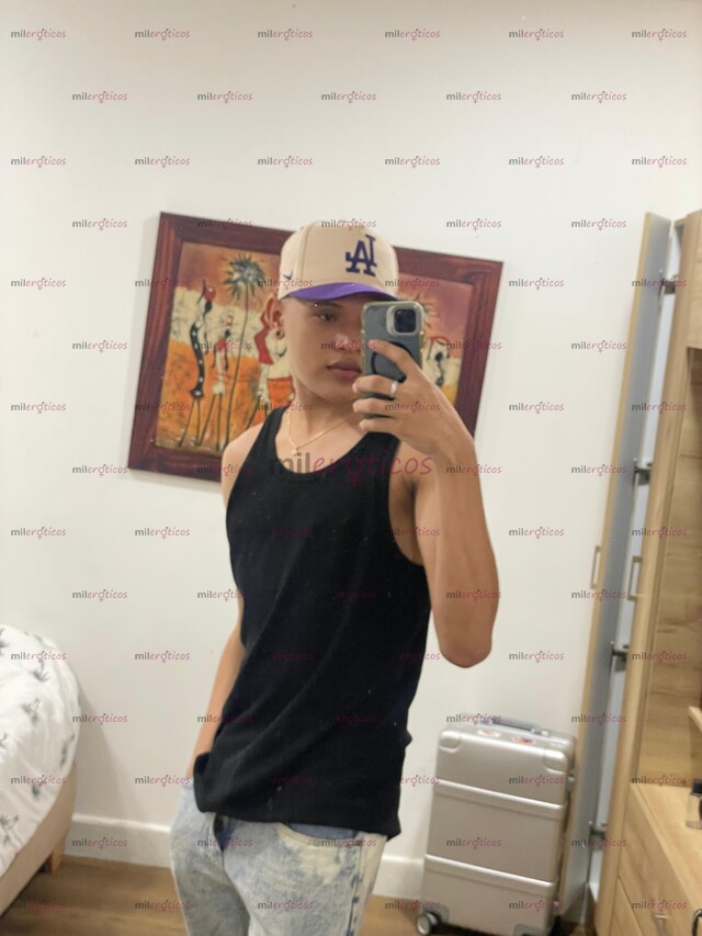 FOTOS DE HOLA, ME LLAMO ALEXANDER POLLO NUEVO EN LA CIUDAD