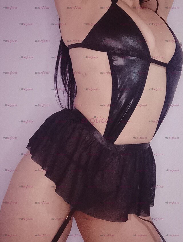 FOTOS DE IMAGINAS A UNA CHICA CON MIRADA ANGELICAL PERO ALMA DE DIOSA DEL PLACER? ESA SOY