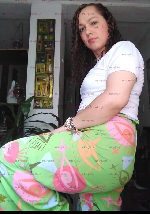 FOTOS DE ME QUIERO PERDER EN EL AROMA DE TU CHIMBO Y GUEVAS!!..