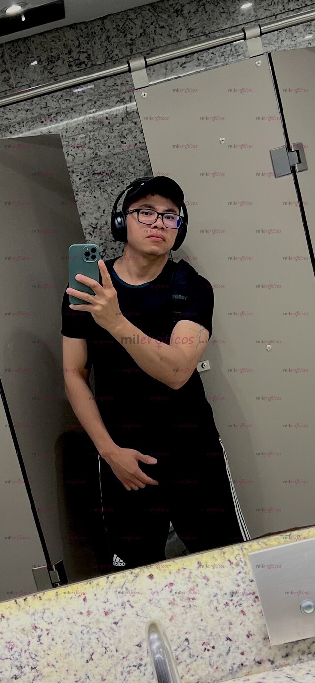 FOTOS DE DOTADO, CARIÑOSO, COMPLACIENTE. ATRÉVETE A TOCAR SIN MANOS SI PUEDES