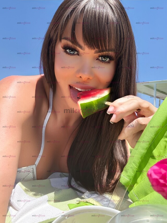 FOTOS DE GIA ITZEL LA REINA TRANY DE MEXICO EN TU CIUDAD!!