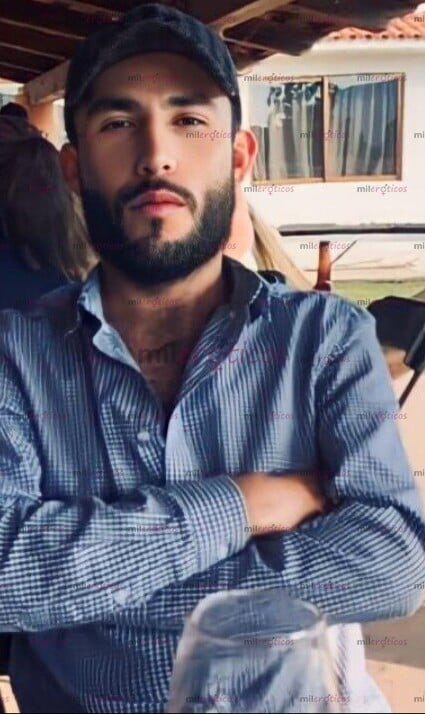 FOTOS DE HOMBRE LOBO, JOVEN PELUDO, DELGADO1.80 COMPLACIENTE, AMABLE Y EDUCADO DISPONIBLE