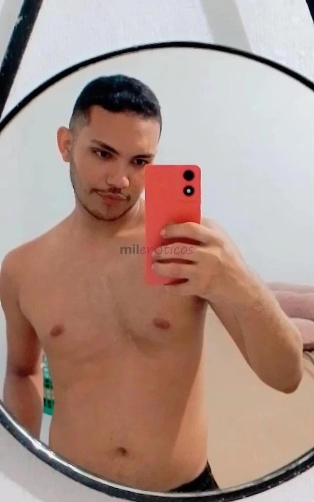 Procurando uma companhia agradavel pra curtir passar o tempo relaxar entao sou um rapaz bem educado cheiroso e atencioso prezo por uma boa conversa an...