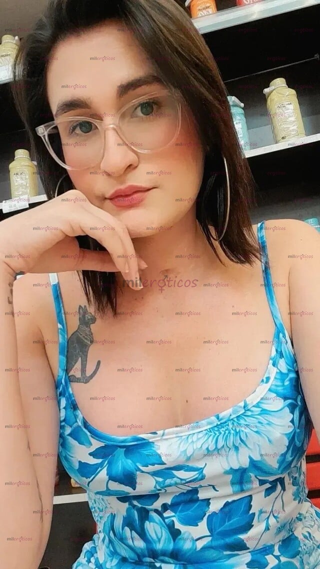 FOTOS DE HERMOSA TRANS CON GRANDES ATRIBUTOS TETAS GRANDES Y CADERAS PRONUNCIADAS