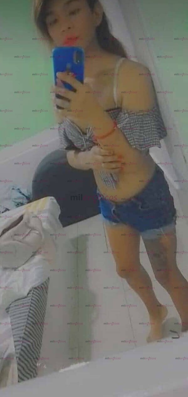FOTOS DE FLAQUITA CALIENTE CON GANAS DE TU VERGA Y ANSIOSA DE SENTIR TU VERGA