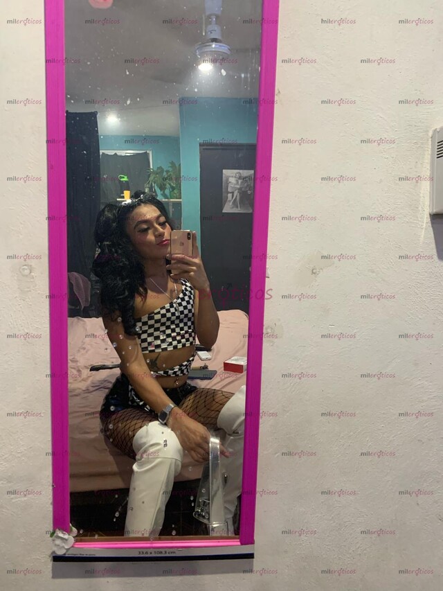 FOTOS DE TU MUÑEQUITA DE MATTEL....ME LLAMO CLOE KARPOVA ENCANTA.