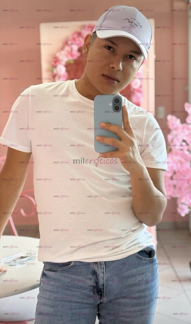 FOTOS DE MI NOMBRE ES MICHAEL TENGO 22 AÑOS SOY UN CHICO BUENA ONDA LISTO PAR COMPLACERTE