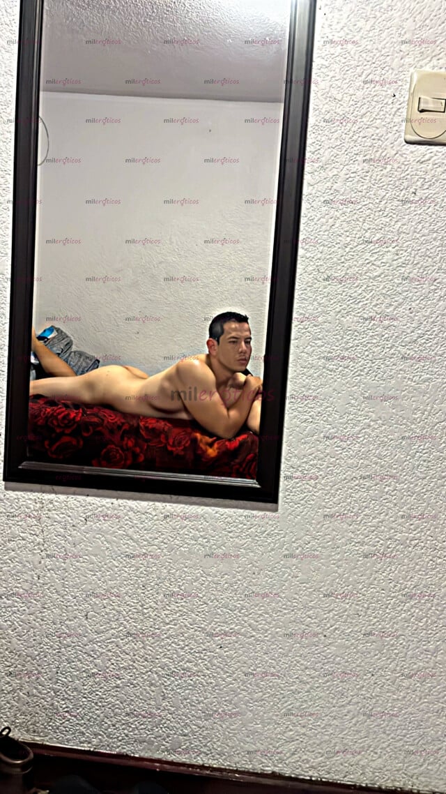 FOTOS DE DISPONIBLE CHICO GUAPO COMPLACIENTE Y DISCRETO. CUMPLE TU FANTASÍA