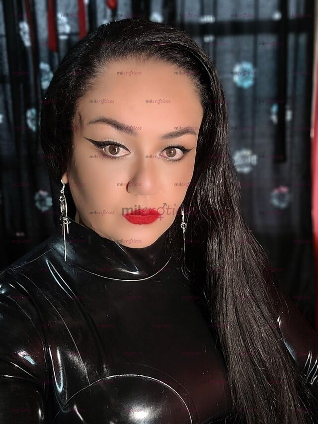 FOTOS DE DOMINATRIX VIUDA NEGRA : JOI , SPH , DICKTAX , DICKRATE , CBT
