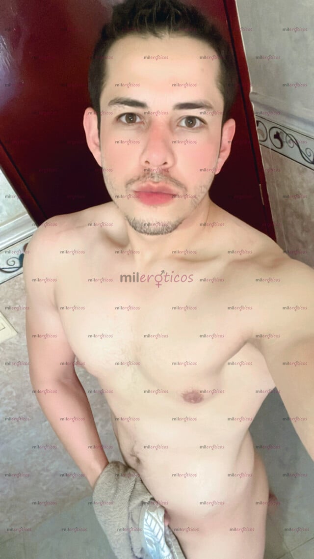 FOTOS DE DISPONIBLE CHICO GUAPO COMPLACIENTE Y DISCRETO. CUMPLE TU FANTASÍA