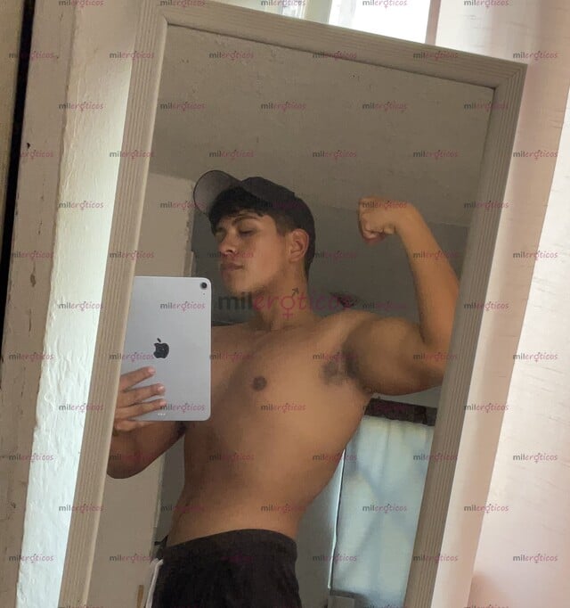 FOTOS DE JOVEN UNIVERSITARIO DE 23 AÑOS ,1.84M INTER 18 CM Y NALGÓN
