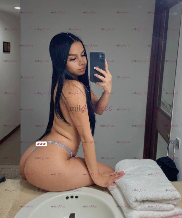 FOTOS DE WENDY 19 AÑOS PETIT,MUY LINDA PETIT COLOMBIANA!!