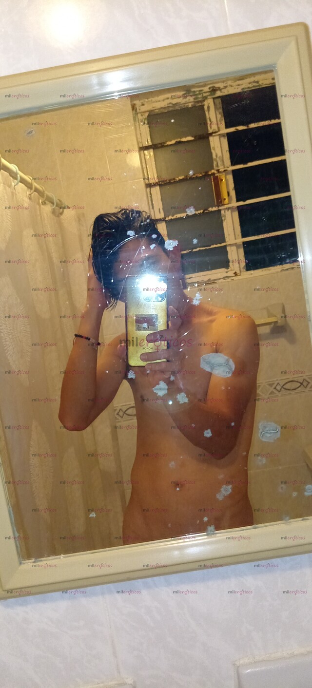 FOTOS DE MAMI ESTOY LISTO PARA COGERTE DURISIMO Y ME SAQUES LA LECHE...