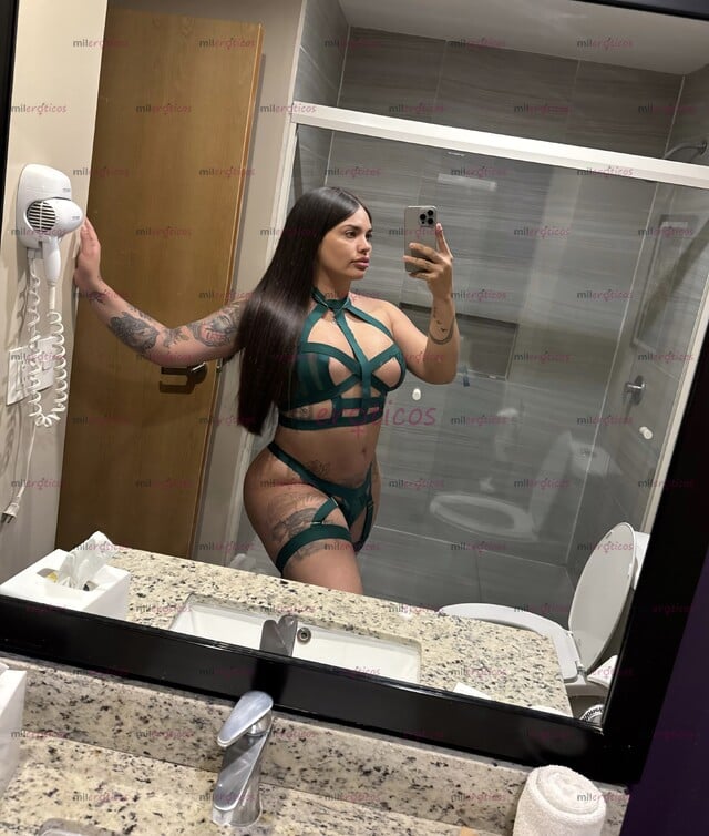 FOTOS DE ARISITA MALA ESTÁ POR LLEGAR¿QUIERES VER LO QUE TRAIGO?