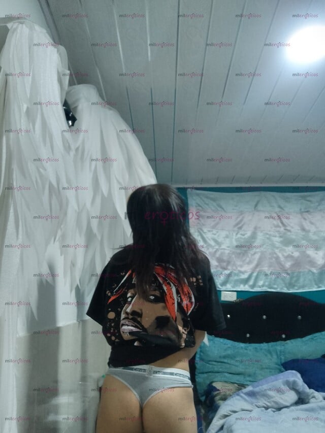 FOTOS DE TATUADA JOVEN BLANCA MASAJISTA CON GANAS DE COMPLACERTE CON UNA MASAJE ERÓTICO