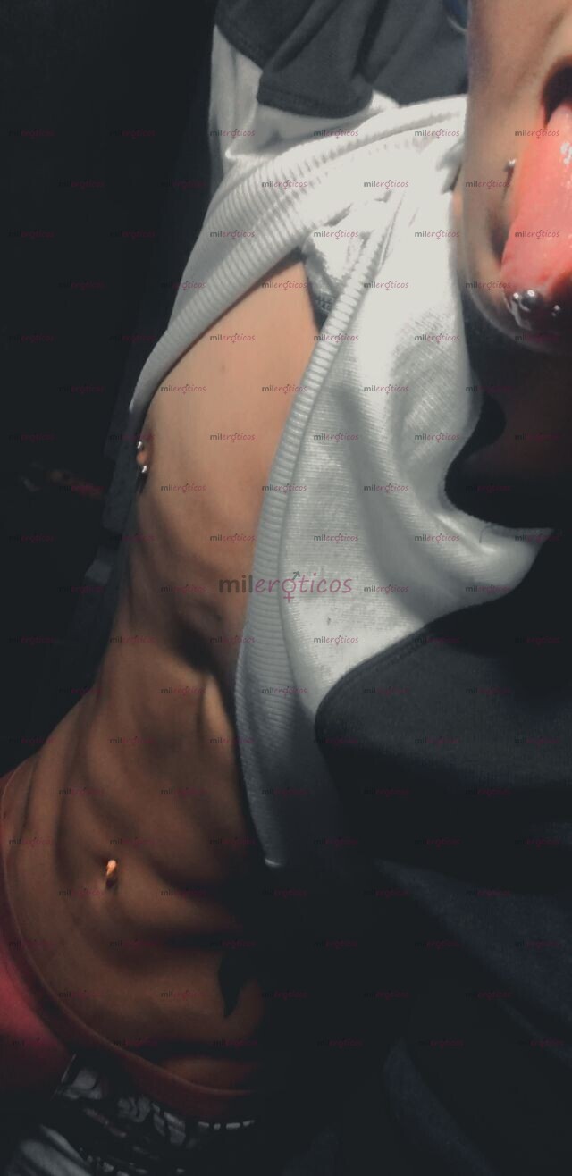 FOTOS DE JOVEN INDEPENDIENTE LISTO PARA COMPLACERTE DE TODAS FORMAS Y MANERAS