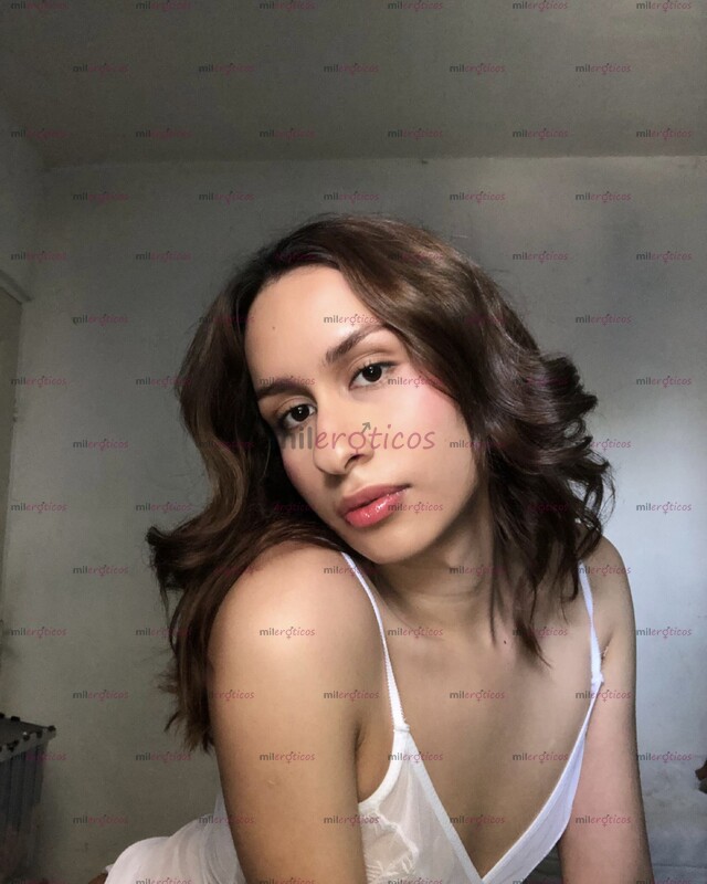 FOTOS DE NIÑA TRANS DE 18 AÑOS DELGADITA Y FEMENINA