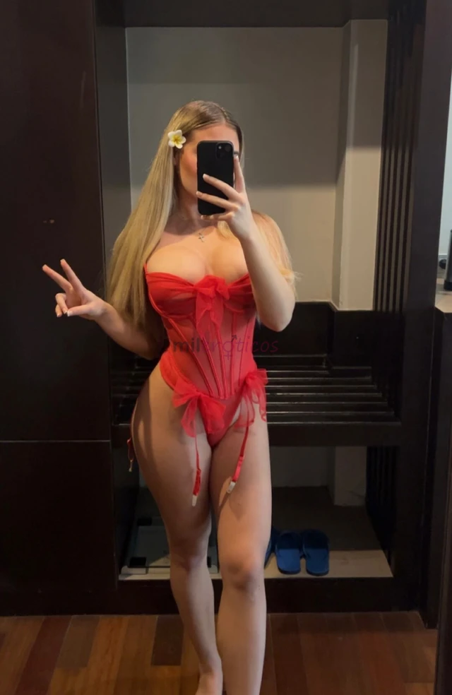 Sobre mimsou a poliana uma gata cheia de atitude pronta para te levar ao paraiso com meu olhar sedutor e curvas perigosas sou a acompanhante perfeita...