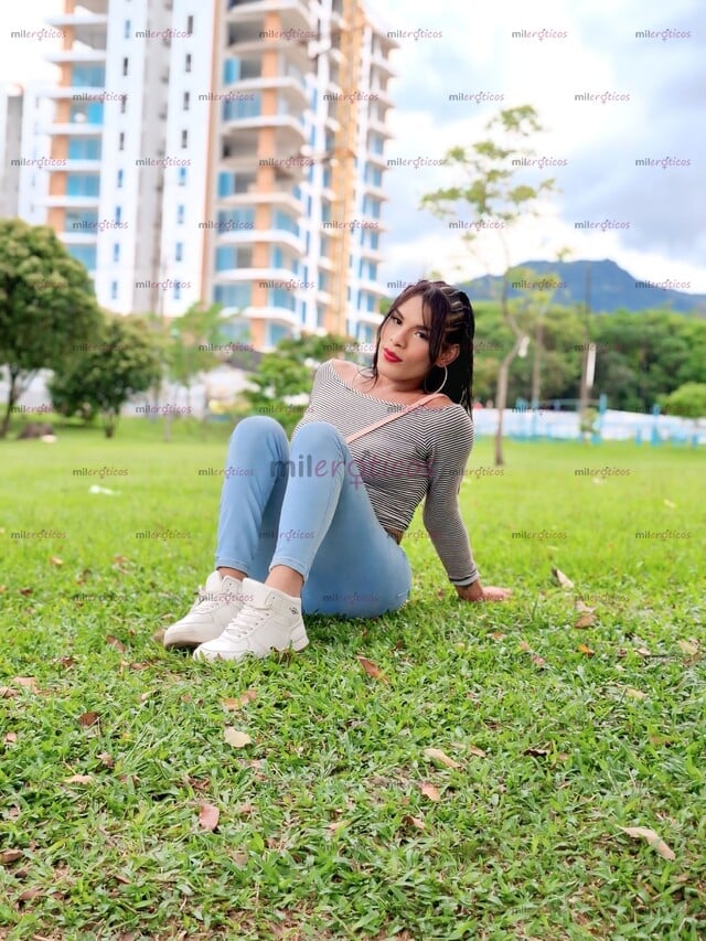 FOTOS DE ORAL GARGANTA PROFUNDA ALEXA RICA MORENA EXÓTICA TATUADA FEMENINA TRAGONA