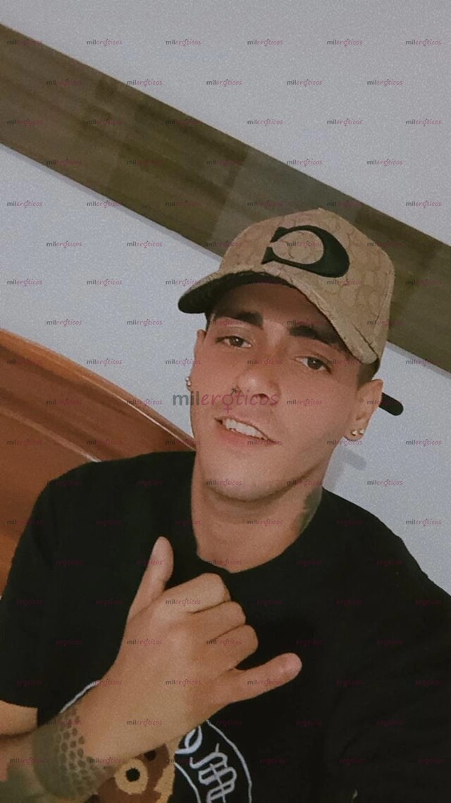 FOTOS DE COSTEÑO ARRECHO DOTADO QUIERE COMPLACERTE CON UN BUEN SEXO